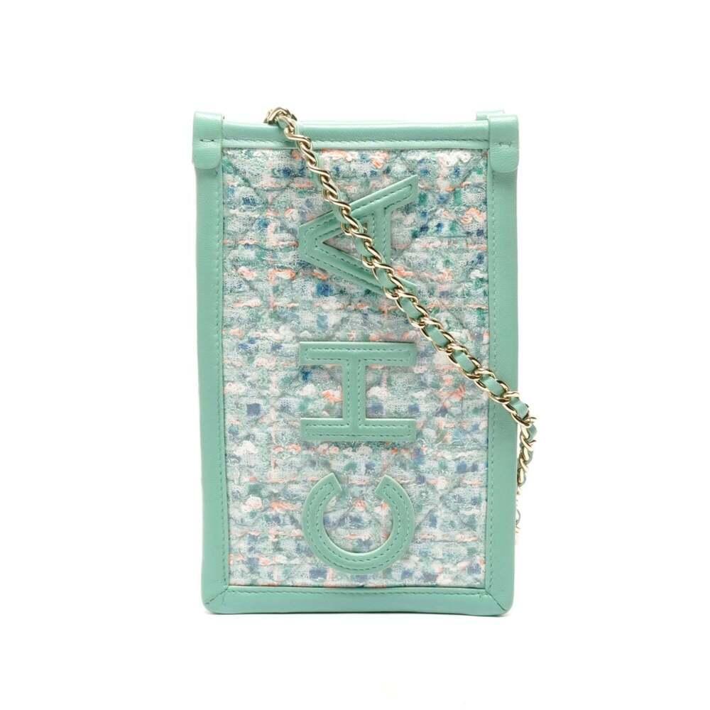 CHANEL Green Shoulder Bag - Picture 2 of 15